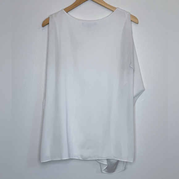 Saks Fifth Avenue Asymmetric Hem Sleeveless Blouse White - Picture 4 of 10